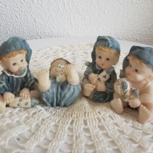 Set Of 4 Turtle King Corp Baby Boy with Bottle Figurine/Cake Topper Vintage.